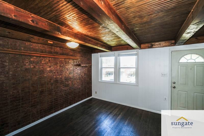 Townhouse for rent at 217 W Edgevale Rd, Pasadena, MD 21122