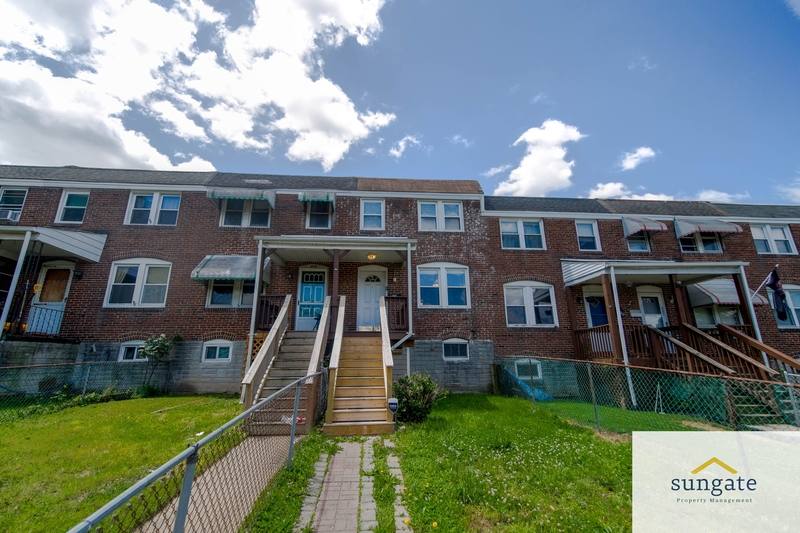 Townhouse for rent at 217 W Edgevale Rd, Pasadena, MD 21122