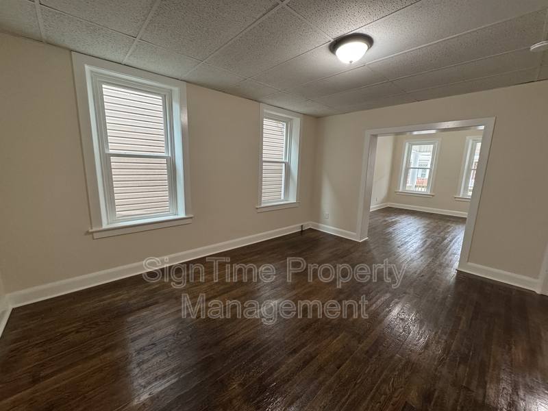House for rent at 836 W Washington St, Hagerstown, MD 21740