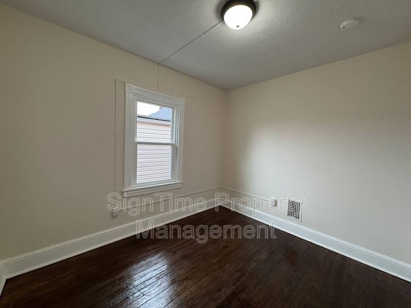 House for rent at 836 W Washington St, Hagerstown, MD 21740
