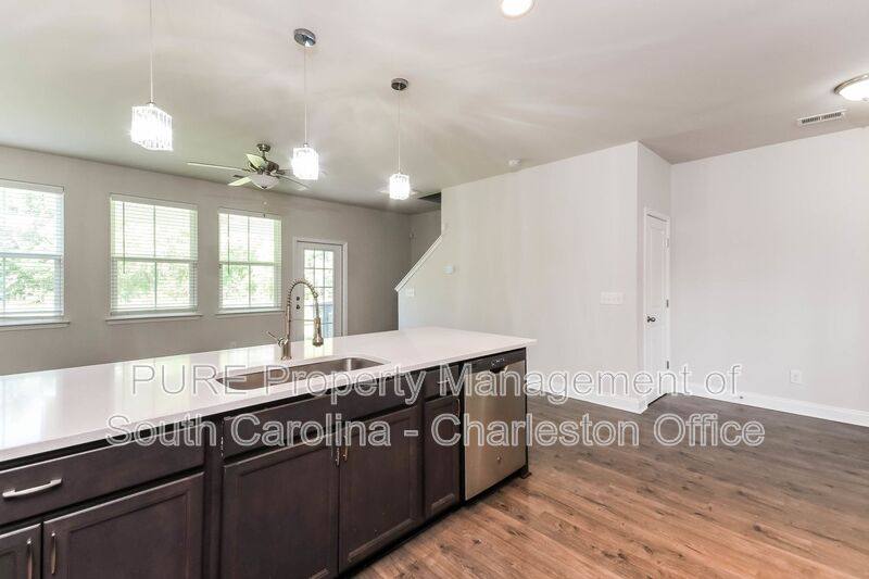 House for rent at 7833 Montview Rd, North Charleston, SC 29418
