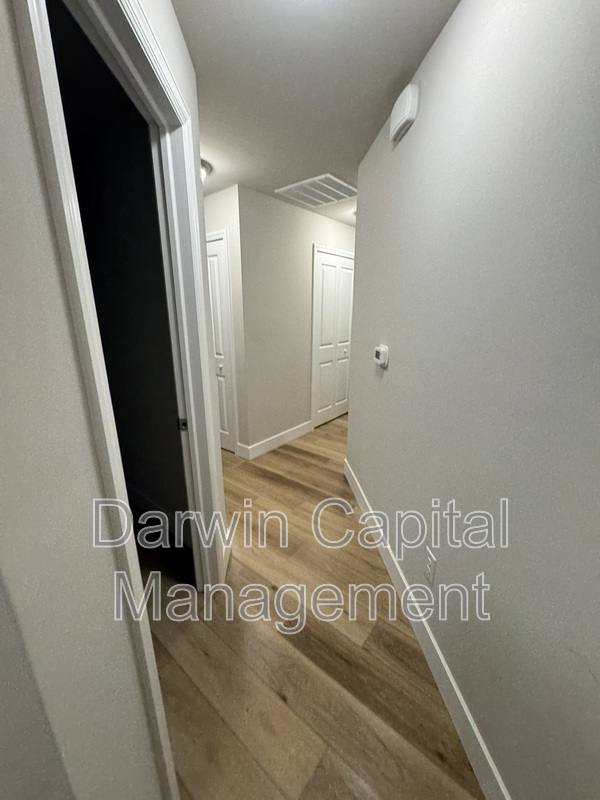 Apartment for rent at 166 E Ave, Pitman, NJ 08071