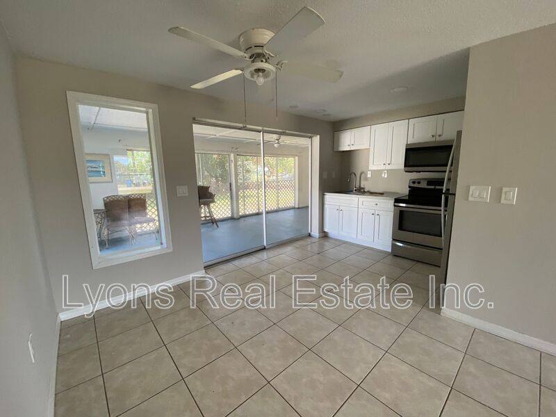 House for rent at 11310 Linda Loma Dr, Fort Myers, FL 33908