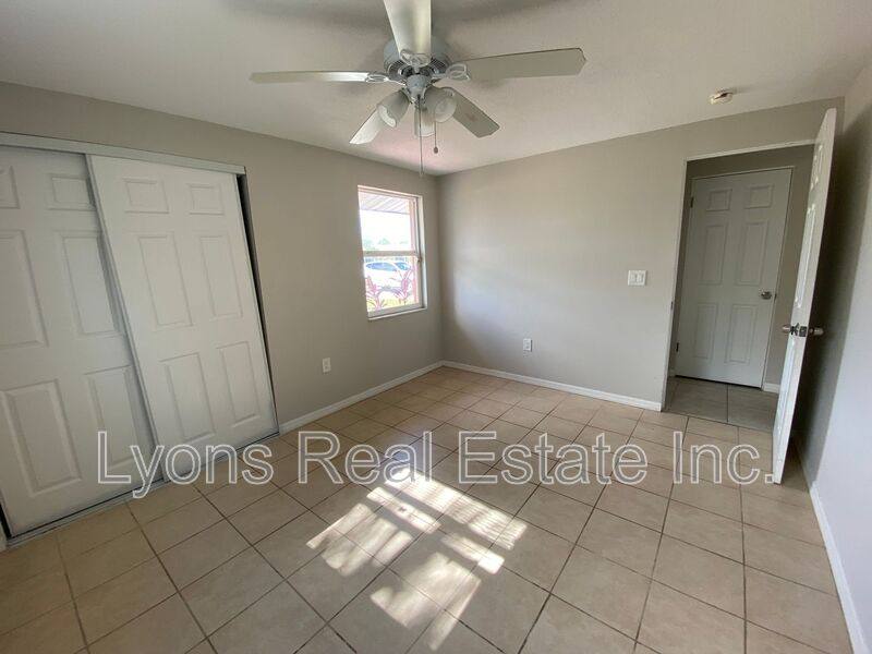 House for rent at 11310 Linda Loma Dr, Fort Myers, FL 33908