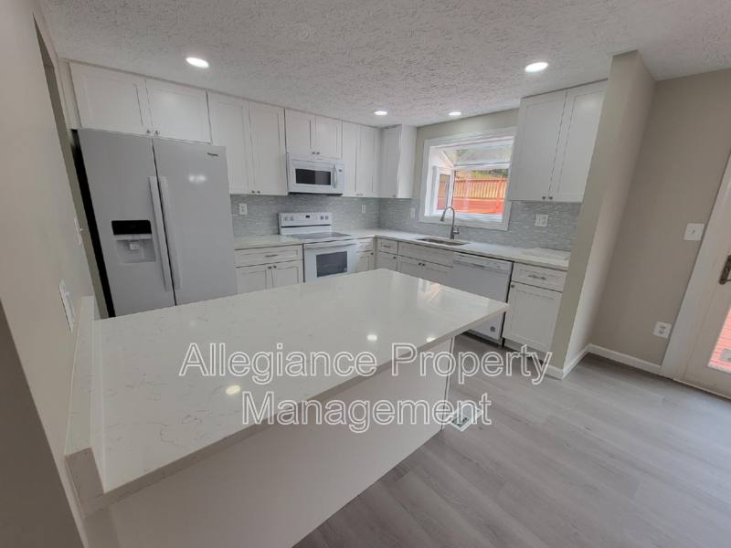 House for rent at 7598 Springfield Hills Dr, Springfield, VA 22153