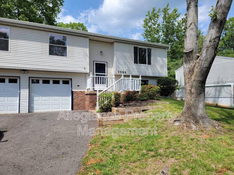 House for rent at 7598 Springfield Hills Dr, Springfield, VA 22153