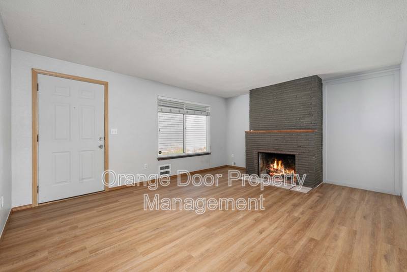 Apartment for rent at 712 127th St S #1, Tacoma, WA 98444