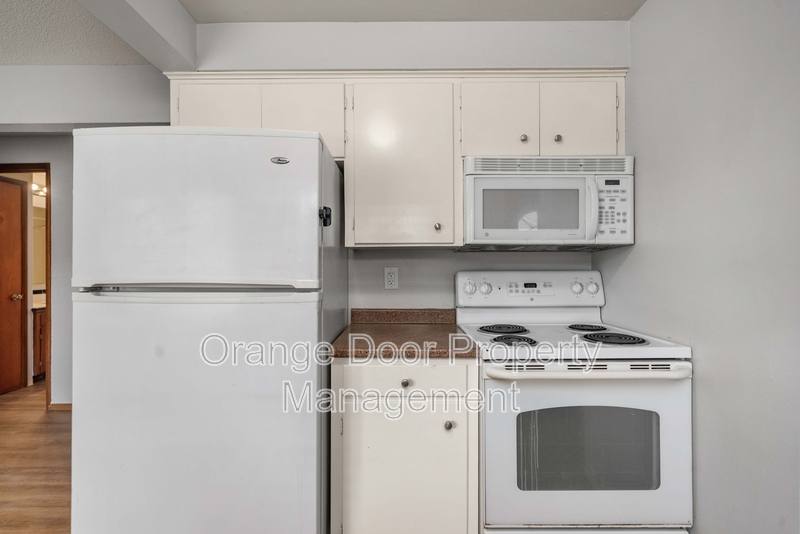 Apartment for rent at 712 127th St S #1, Tacoma, WA 98444