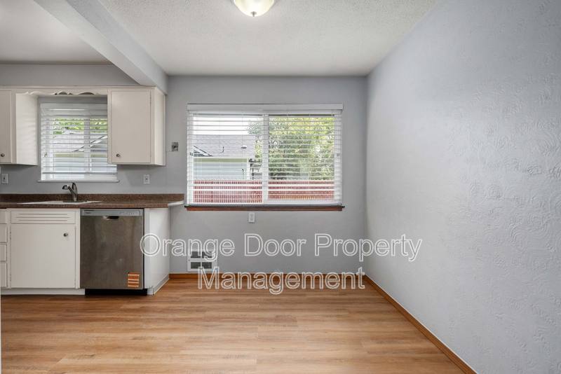Apartment for rent at 712 127th St S #1, Tacoma, WA 98444