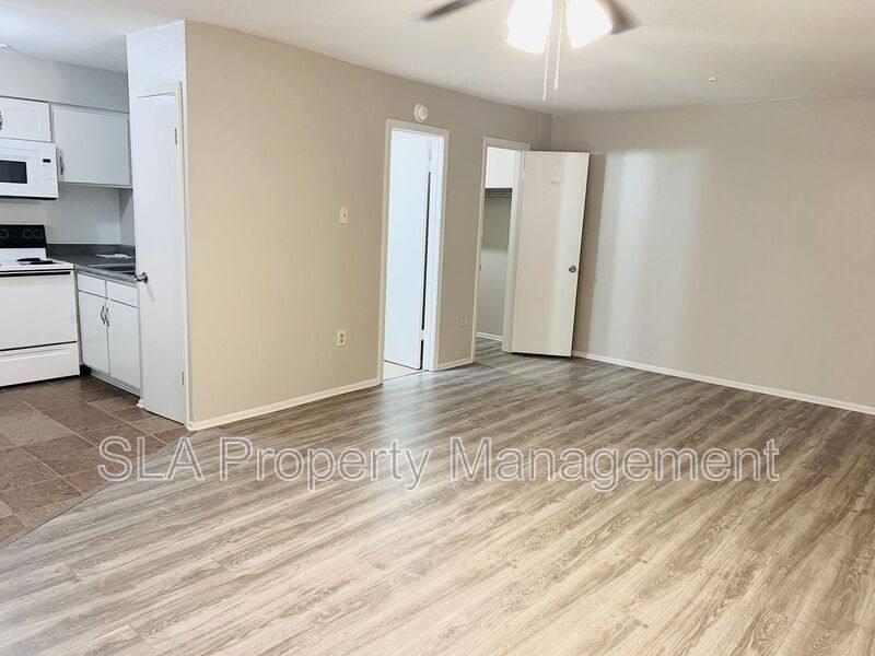 Apartment for rent at 4546 Alvin Dark Ave #3, Baton Rouge, LA 70820
