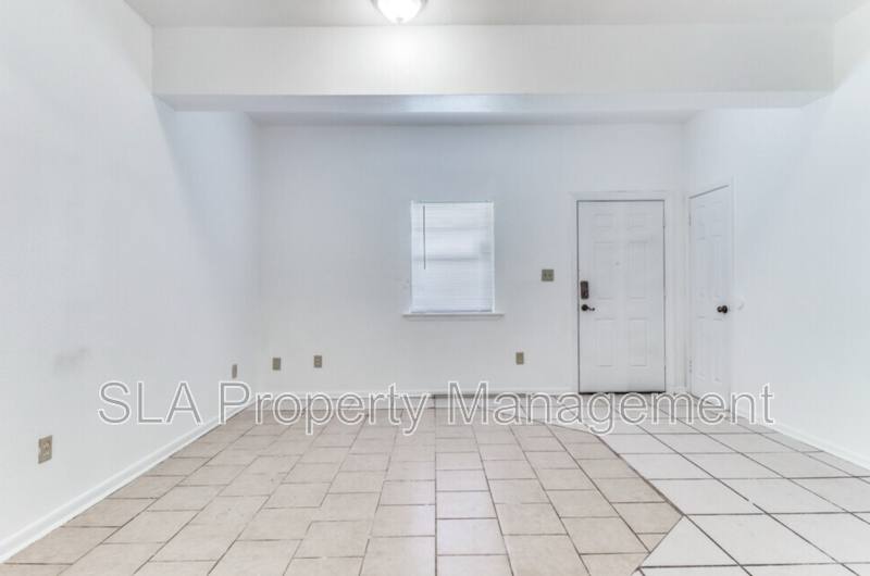 Apartment for rent at 815 Martin Luther King Junior Dr #29, Lafayette, LA 70501