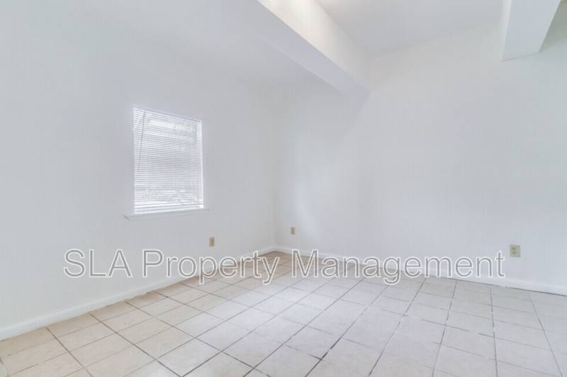 Apartment for rent at 815 Martin Luther King Junior Dr #29, Lafayette, LA 70501