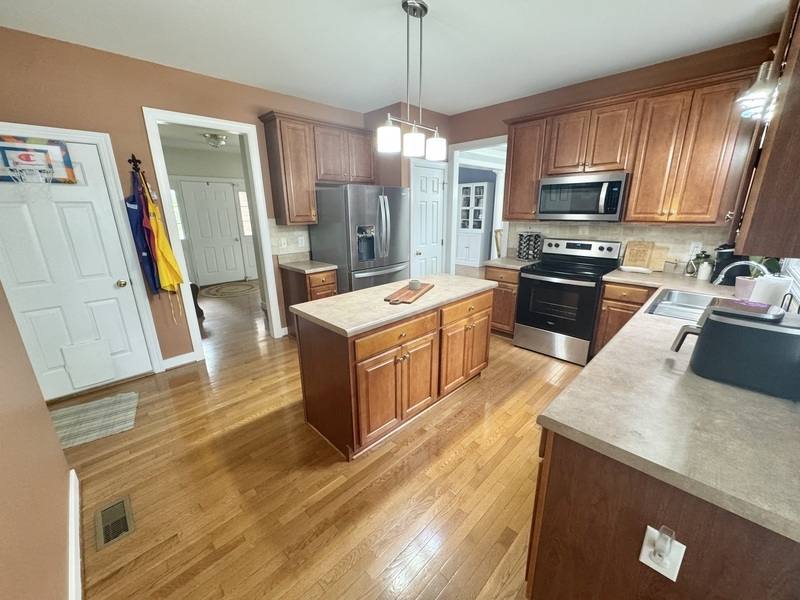 House for rent at 9342 Summer Oak Dr, Mechanicsville, VA 23116