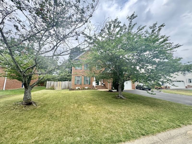 House for rent at 9342 Summer Oak Dr, Mechanicsville, VA 23116