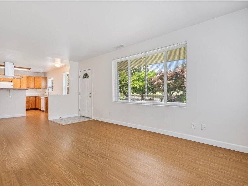 House for rent at 99 First St, Healdsburg, CA 95448