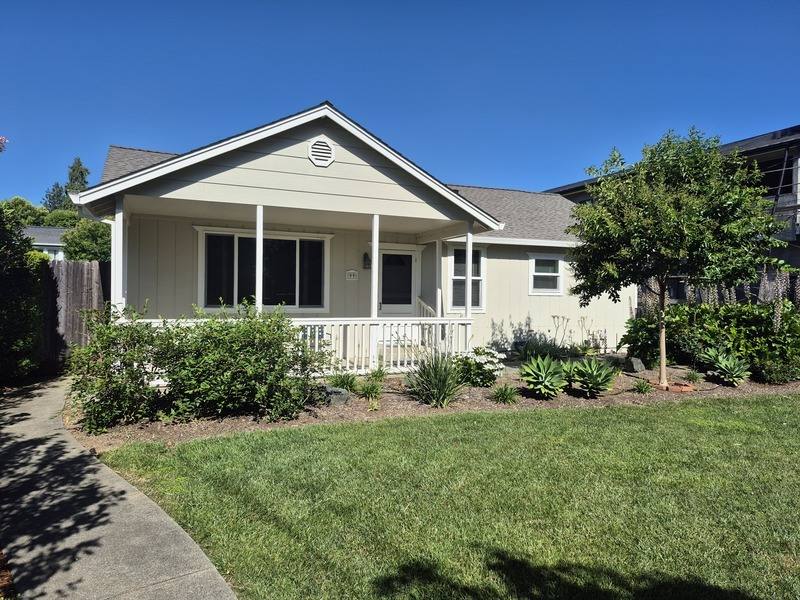 House for rent at 99 First St, Healdsburg, CA 95448