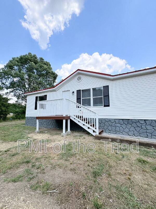 House for rent at 589 Alvis Lane, Winston Salem, NC 27107