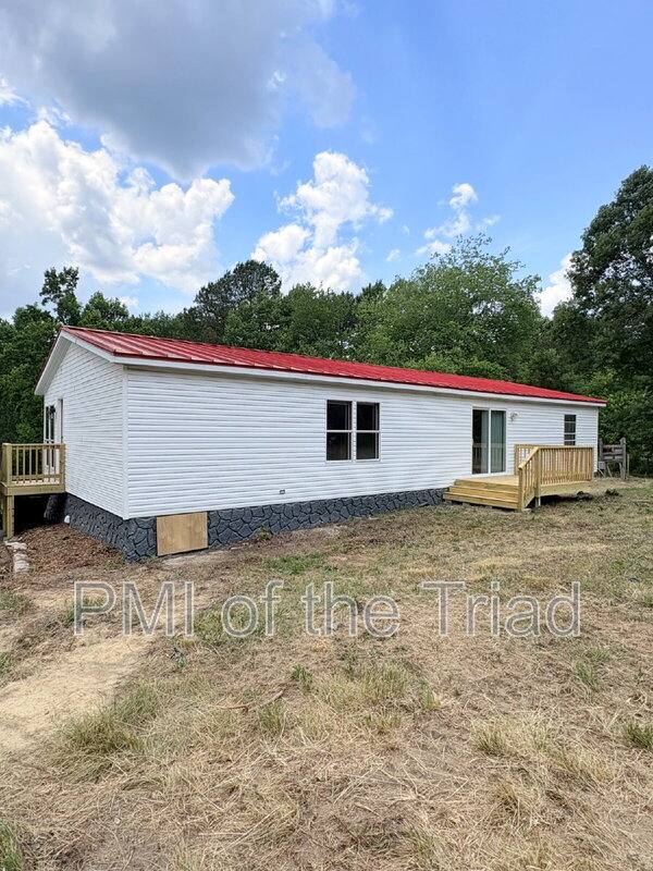 House for rent at 589 Alvis Lane, Winston Salem, NC 27107