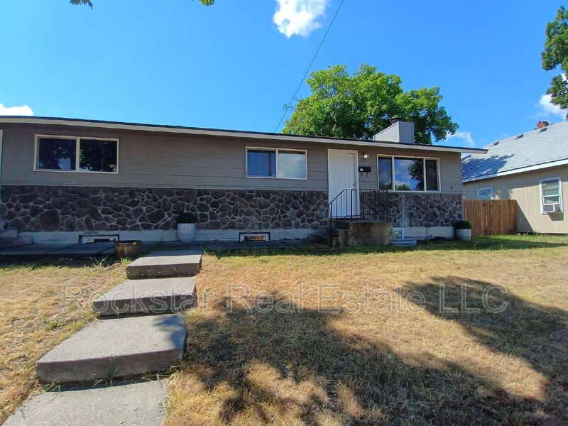 House for rent at 702 E Bridgeport Ave, Spokane, WA 99207