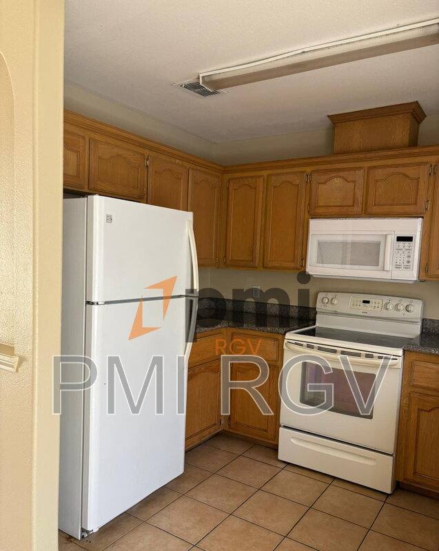 Apartment for rent at 1901 W Western Dr #2, Edinburg, TX 78539