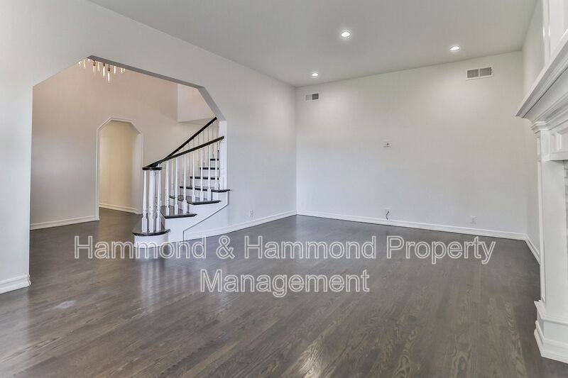 House for rent at 3373 Coy Dr, Sherman Oaks, CA 91423