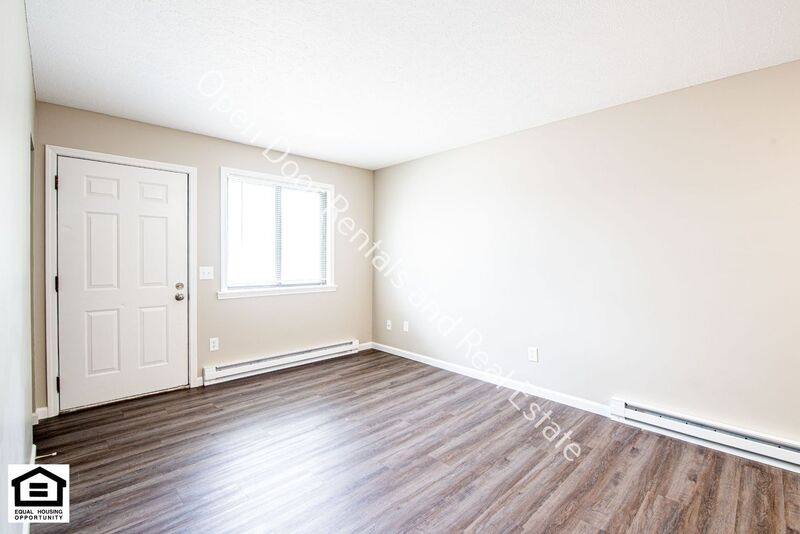Apartment for rent at 101 Autumn Hills Dr, Albion, IN 46701