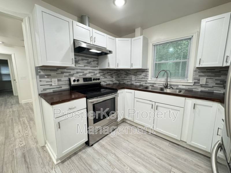 House for rent at 2353 Agnes Dr, Columbus, GA 31907