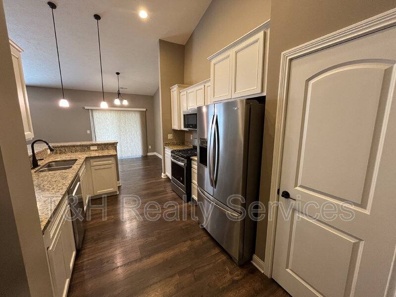 House for rent at 13320 N White Cloud Court, Camby, IN 46113