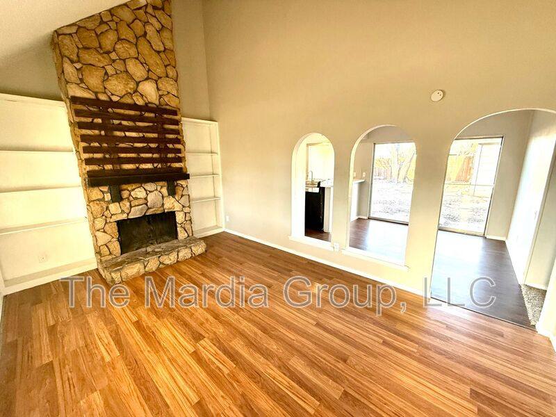 House for rent at 8740 Santa Rosa Dr, Frisco, TX 75034