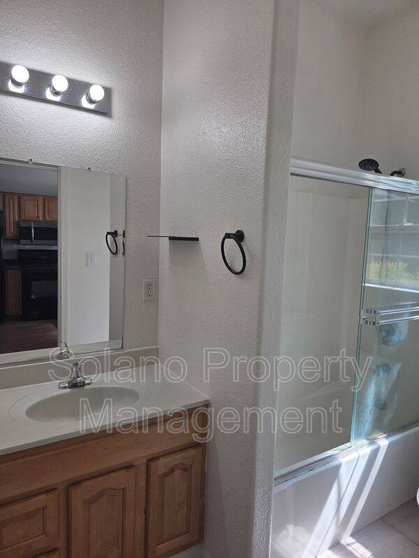 Apartment for rent at 500 Elizabeth St #C, Vacaville, CA 95688