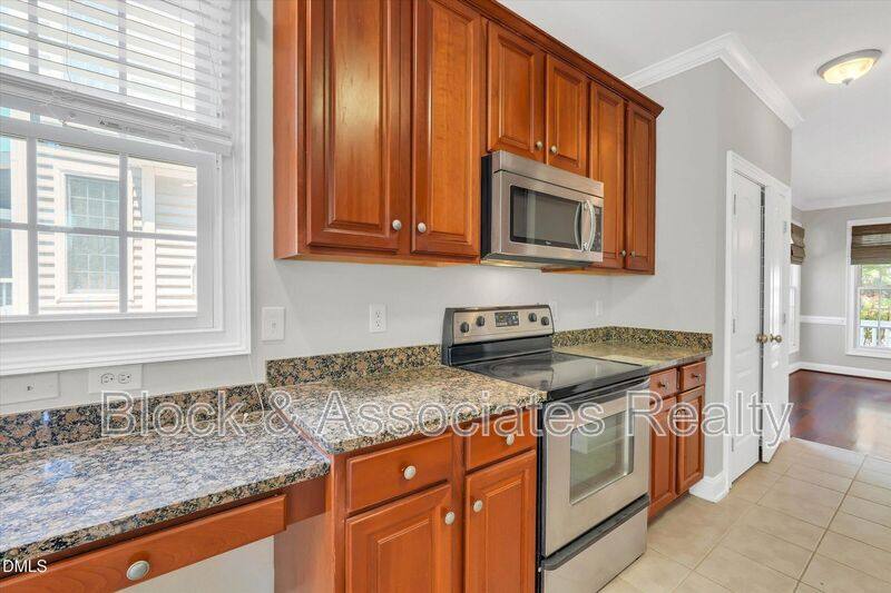 House for rent at 109 Old Savannah Dr, Morrisville, NC 27560