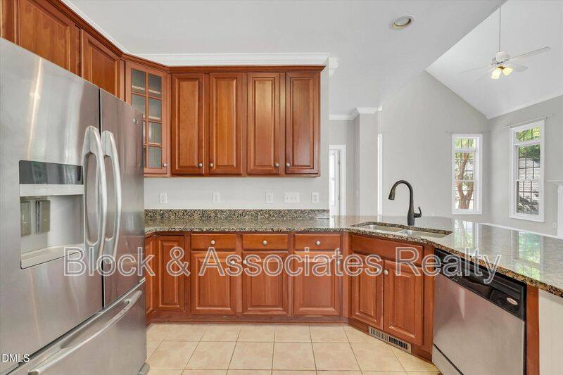 House for rent at 109 Old Savannah Dr, Morrisville, NC 27560