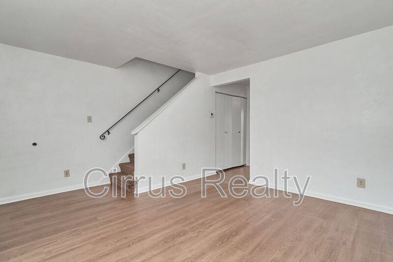 Townhouse for rent at 2756 Peach St, Portsmouth, VA 23704