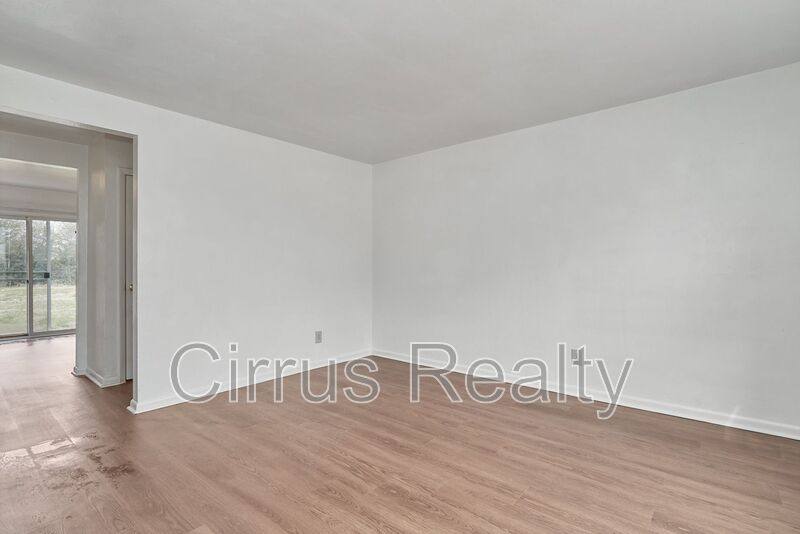 Townhouse for rent at 2756 Peach St, Portsmouth, VA 23704