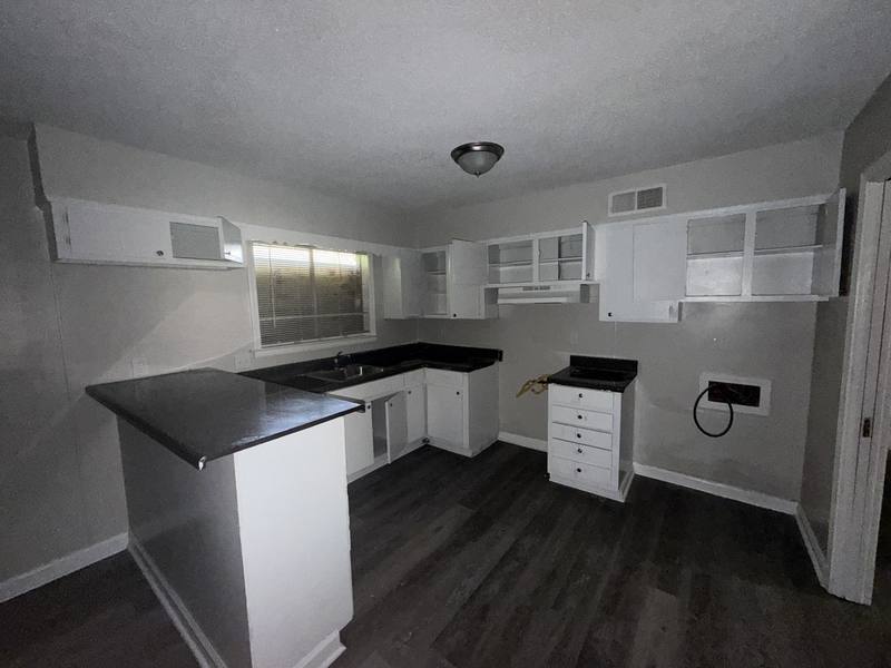 House for rent at 3329 Denver St, Memphis, TN 38127