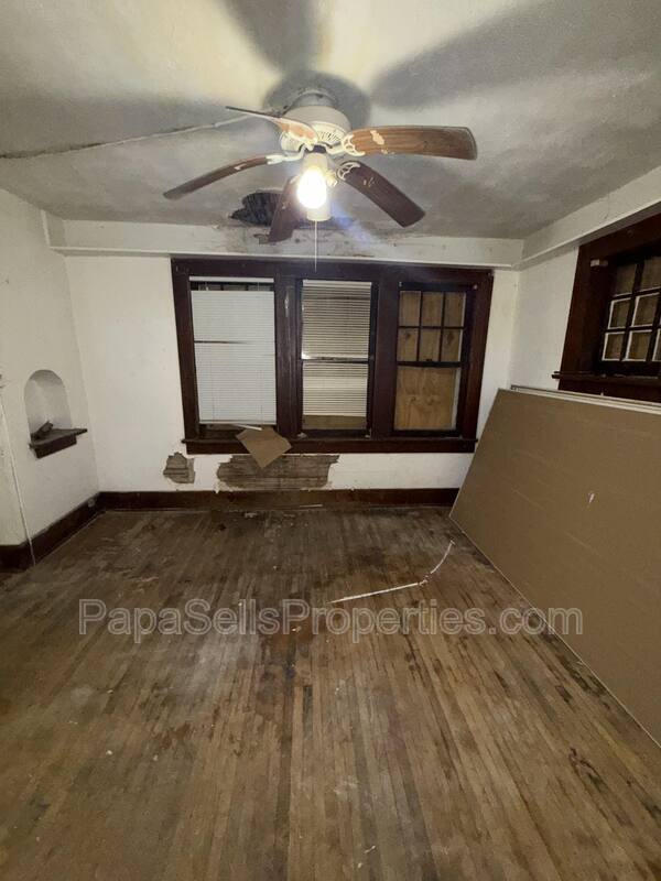 House for rent at 1665 N Union St, Decatur, IL 62526