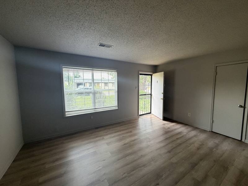 House for rent at 905 Maple Dr, West Memphis, AR 72301