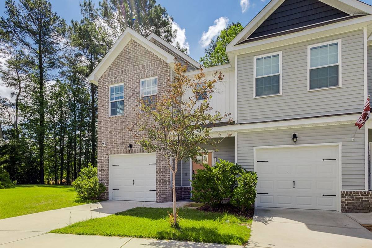 Townhouse for rent at 15 Mossy Oak Cove, Kathleen, GA 31047