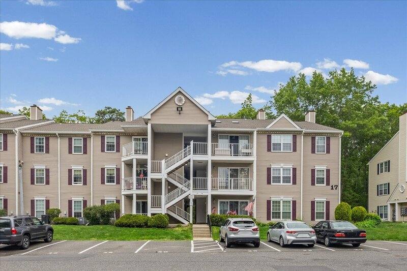 Condo for rent at 31 Arapaho Place #1, Absecon, NJ 08205