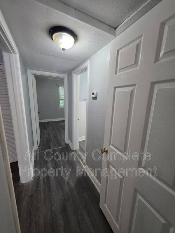 Apartment for rent at 4918 N Pearl St, Jacksonville, FL 32206