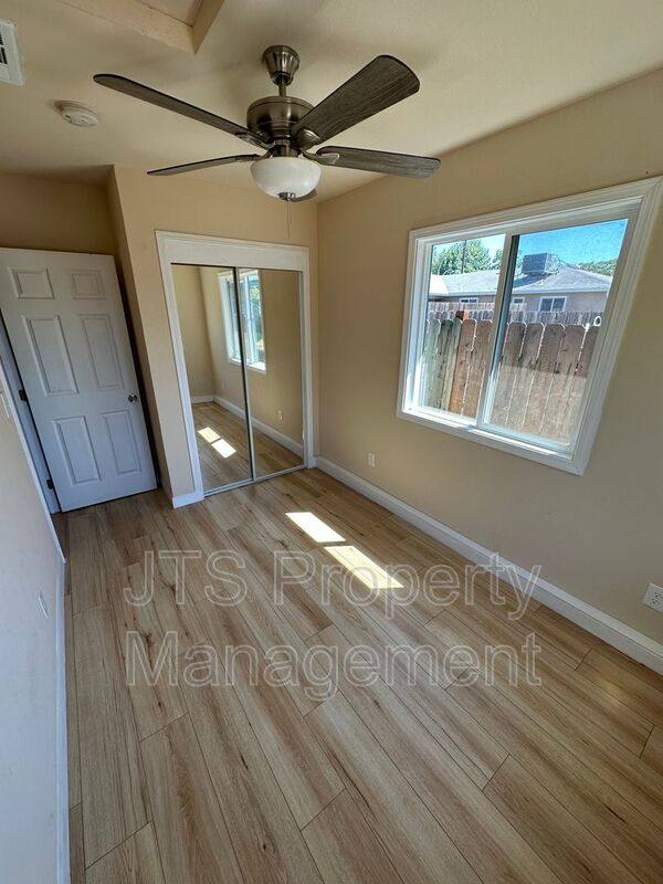 House for rent at 3515 Sue Pam Dr, Carmichael, CA 95608