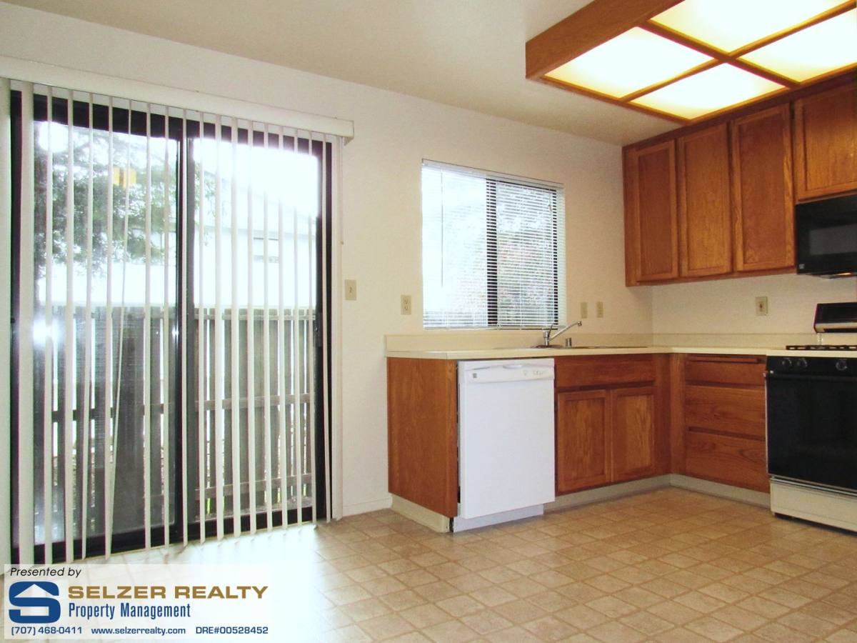Apartment for rent at 890 S Orchard Ave, Ukiah, CA 95482