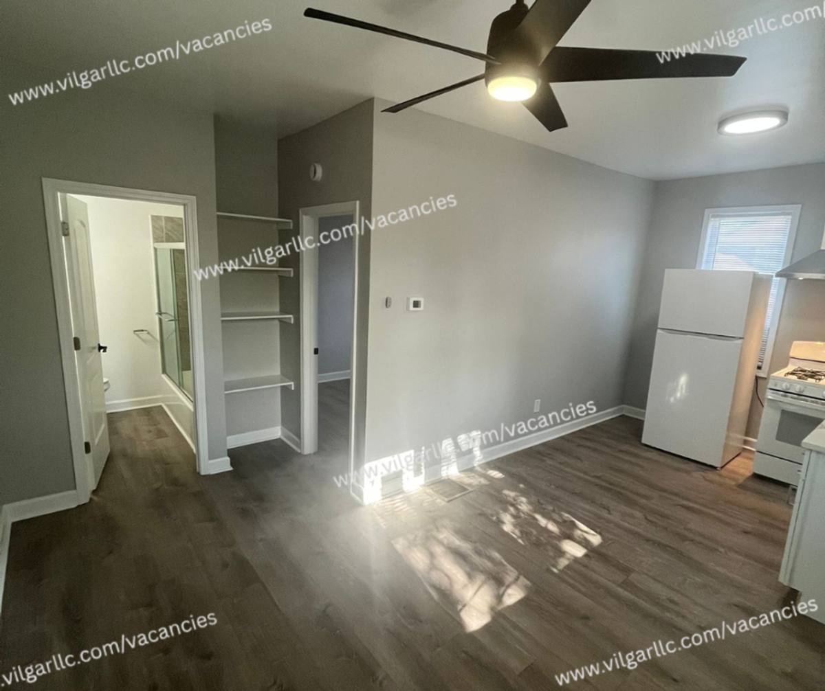 Apartment for rent at 4117 Euclid Ave, East Chicago, IN 46312
