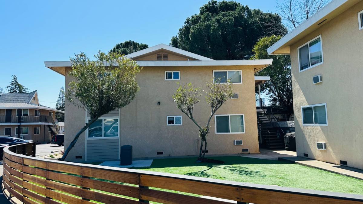 Apartment for rent at 107 King Rd, Roseville, CA 95678