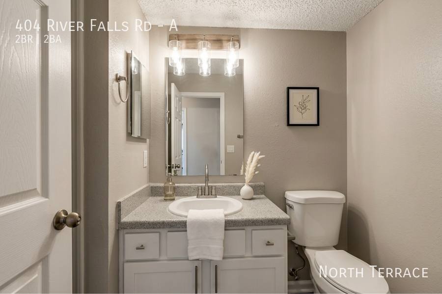 Apartment for rent at 404 River Falls Rd #A, Kansas City, KS 66111