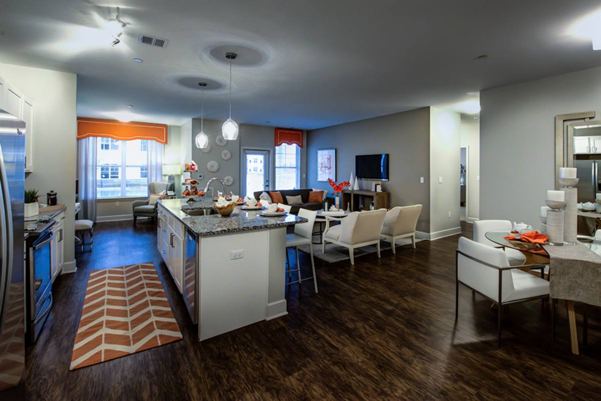 Apartment for rent at 7 N Main St, Old Saybrook, CT 06475