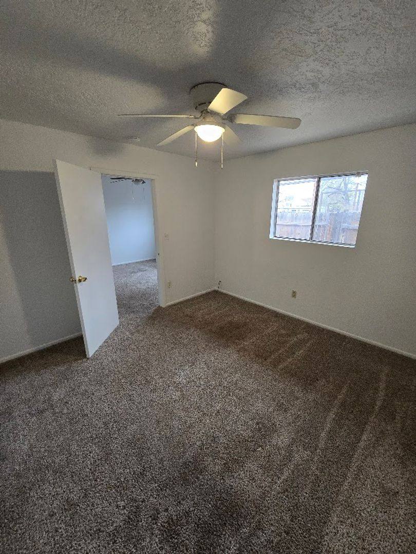 Apartment for rent at 915 Walter St SE, Albuquerque, NM 87102