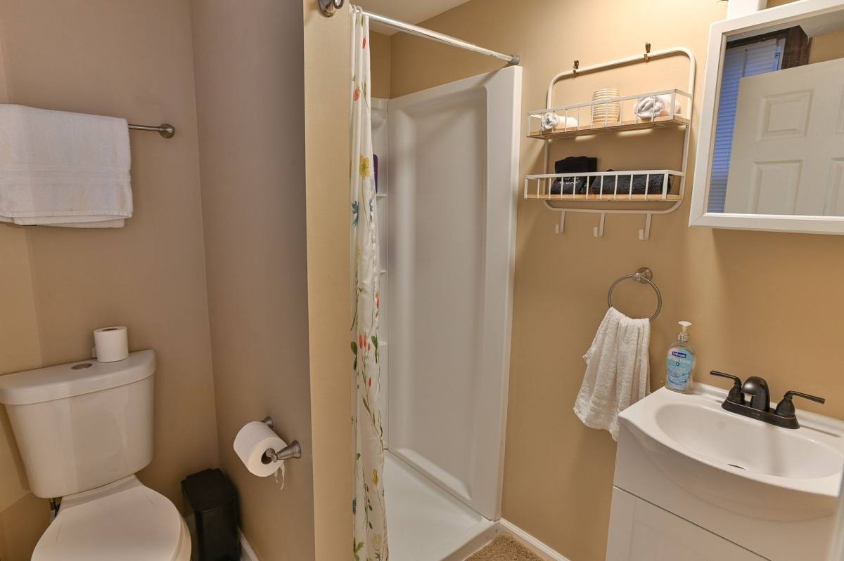 Apartment for rent at 119 Locust St, Harrisburg, PA 17101