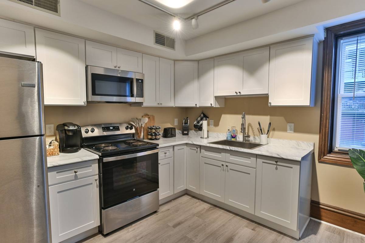 Apartment for rent at 119 Locust St, Harrisburg, PA 17101