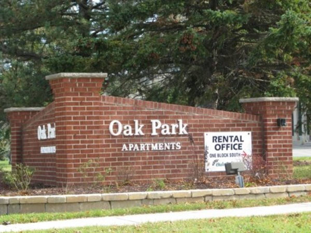 Apartment for rent at 8828 S Oak Park Dr, Oak Creek, WI 53154